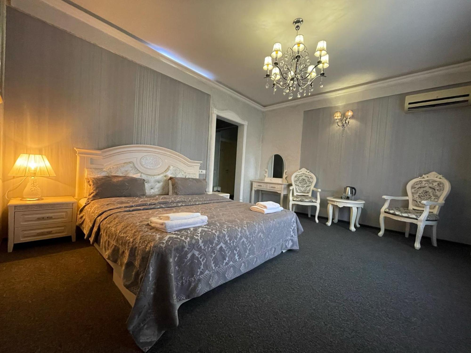 Hotel Київські Ночі Exterior foto