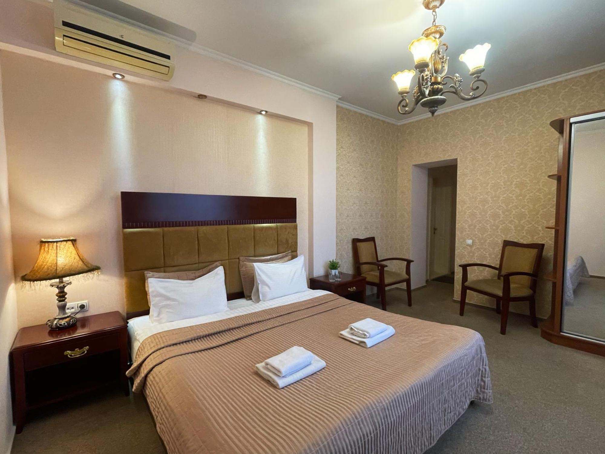 Hotel Київські Ночі Exterior foto